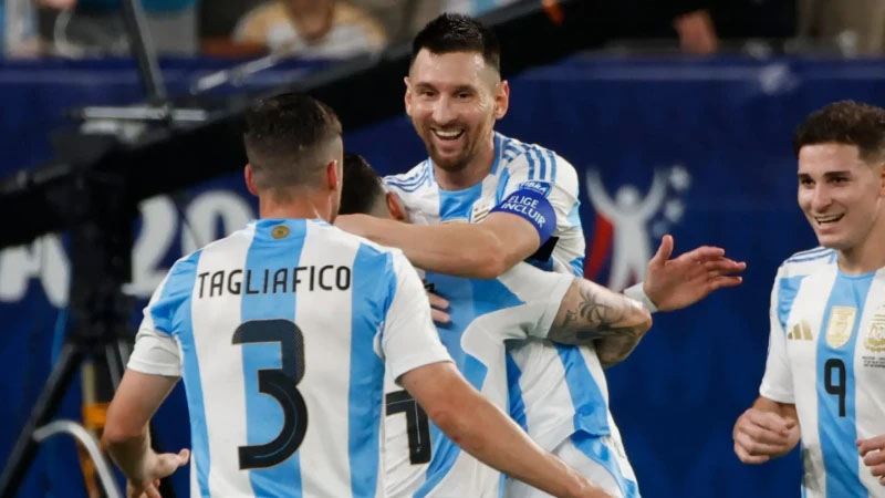 Messi và đồng đội đã giành vé thành công