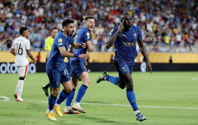 Al Hilal là ngựa ô của giải