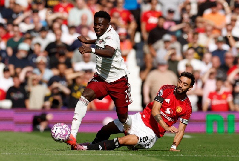 MU thua ngay tại Old Trafford