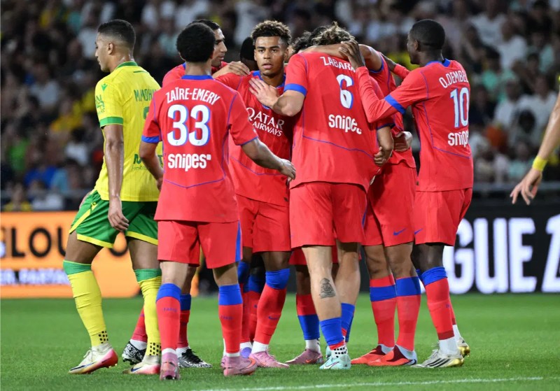 PSG thắng nhọc trước Nantes