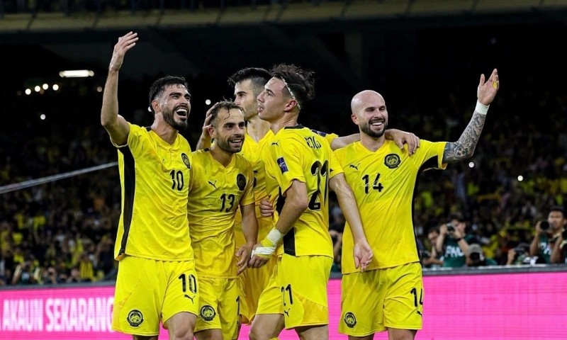 FIFA phạt nặng LĐBĐ Malaysia