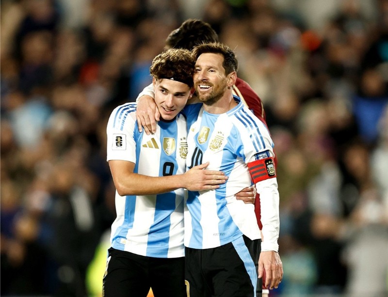 Messi bỏ ngỏ khả năng đá World Cup 2026