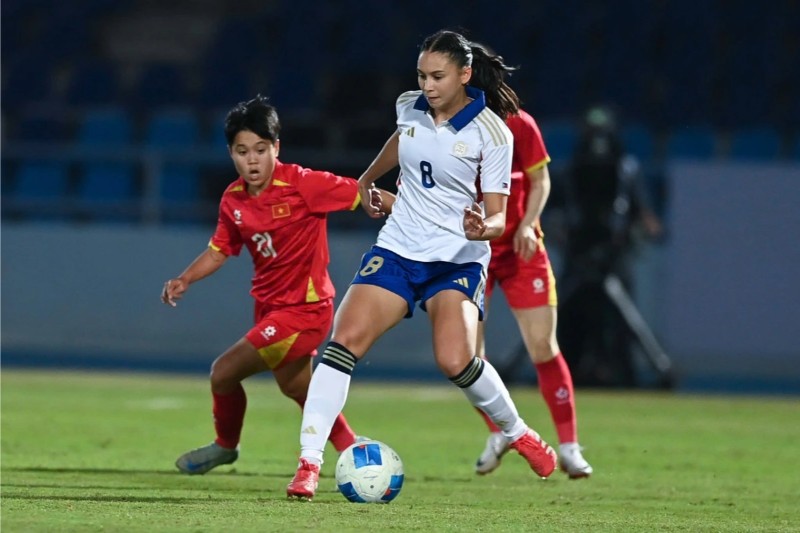 ĐT nữ Việt Nam thua sốc Philippines