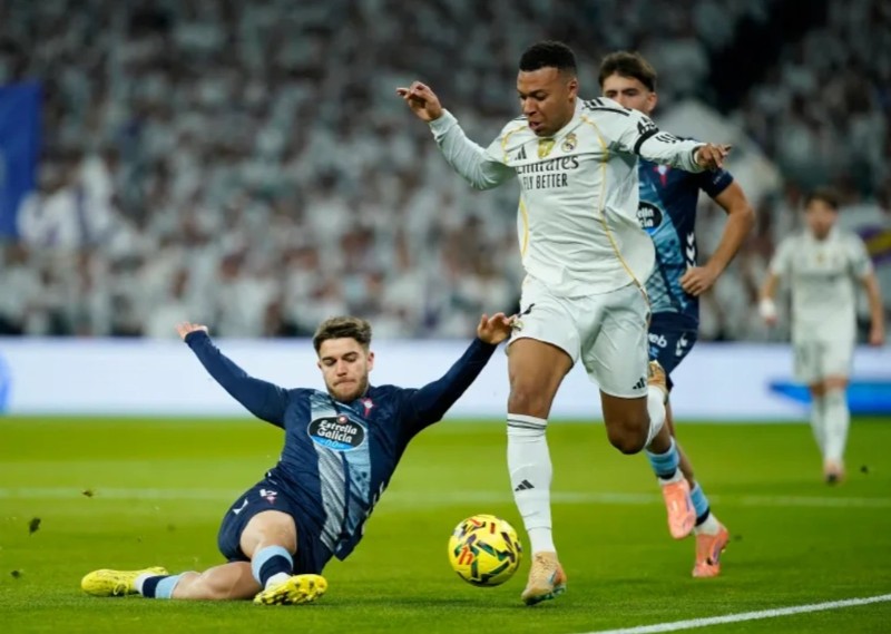 Real Madrid thua đau đớn trên sân nhà